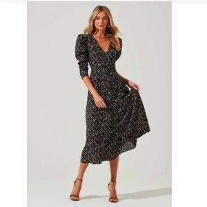 ASTR The Label - M black floral midi dress with back cutout